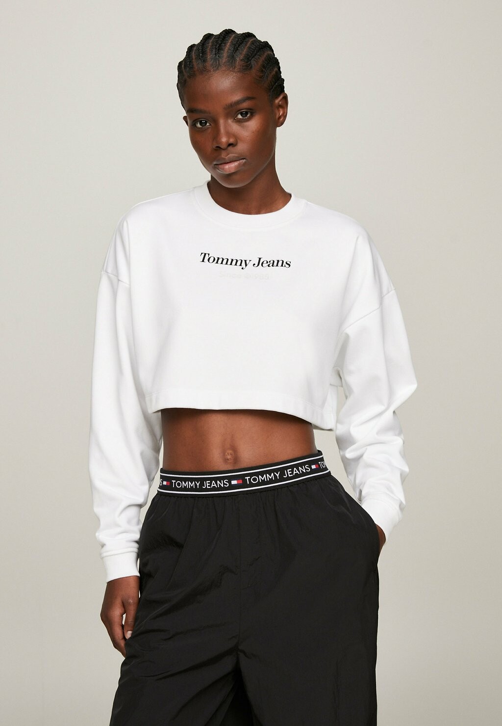 

Толстовка ESSENTIAL CROPPED FIT Tommy Jeans, белый