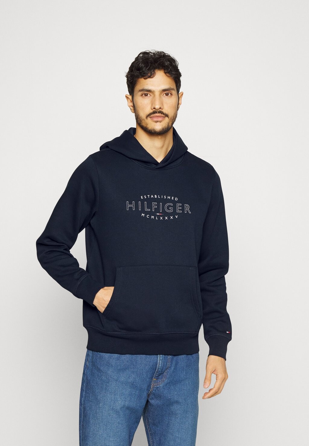 

Худи Tommy Hilfiger, Черный