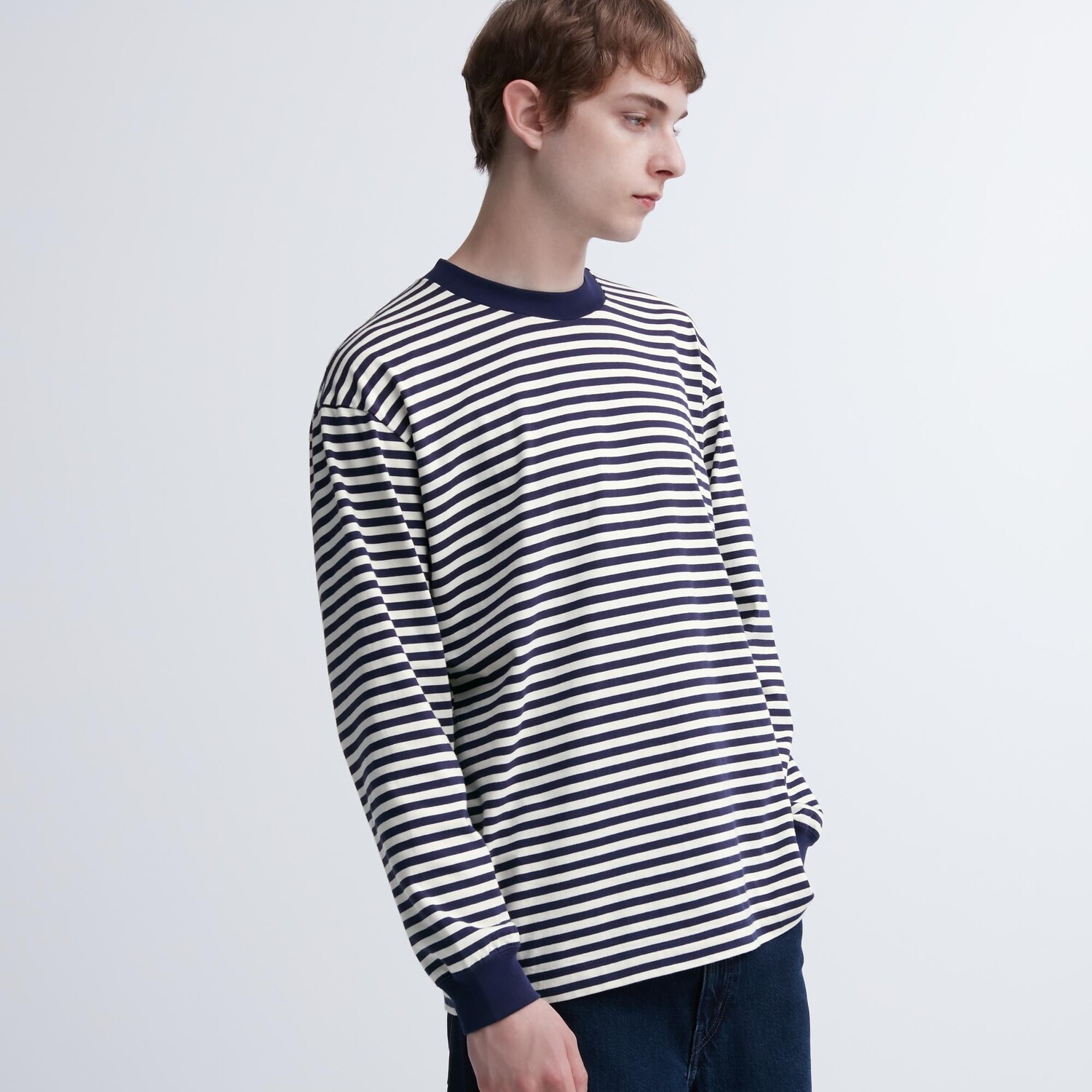 

Футболка Uniqlo с круглым вырезом в полоску, молочный