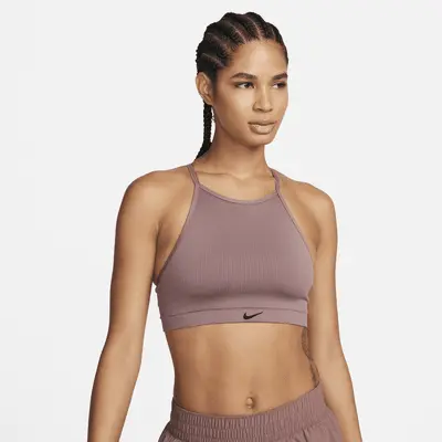 

Футболка Nike Indy Seamless Ribbed, цвет Smokey Mauve/Black