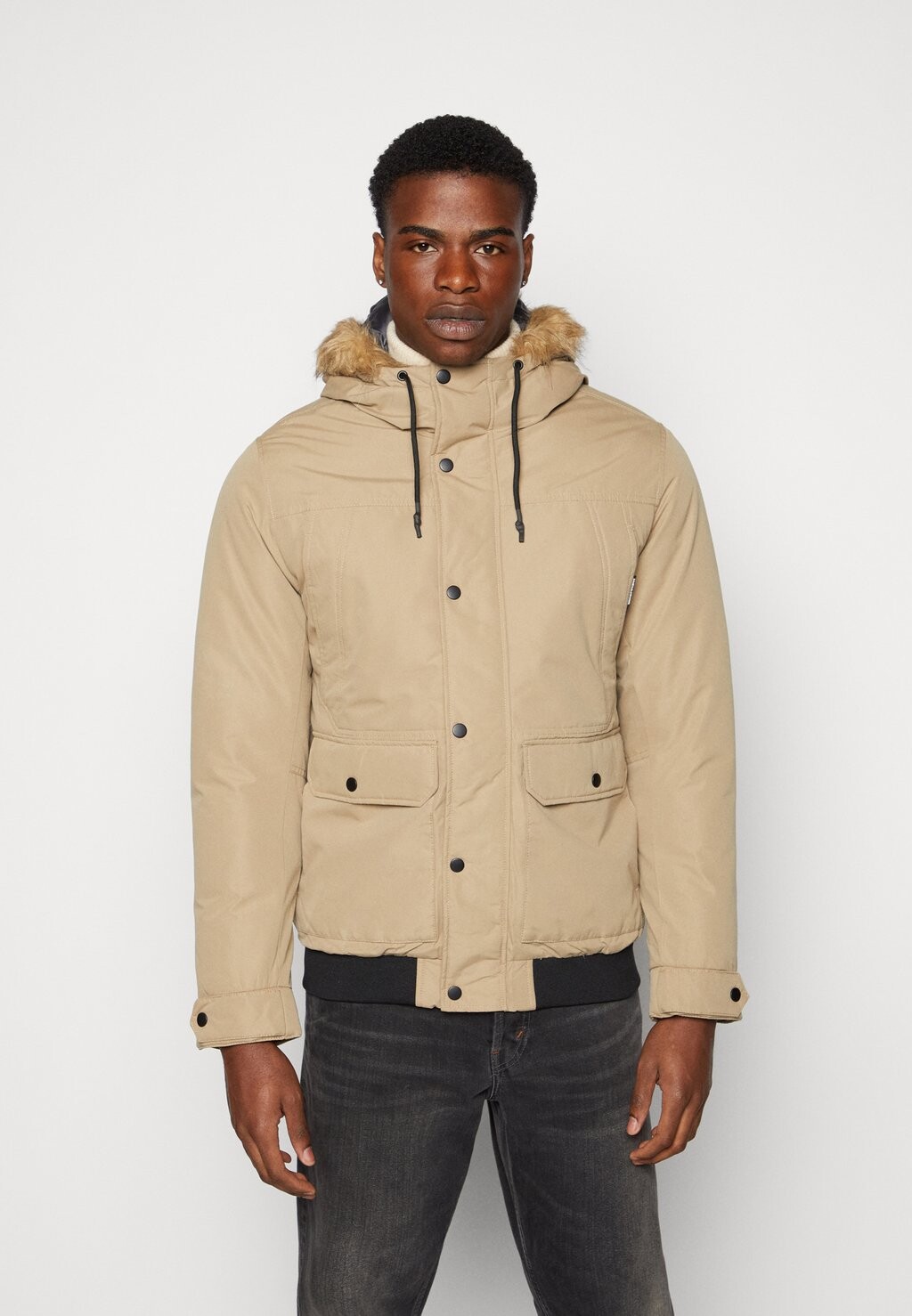 

Зимняя куртка Jack & Jones