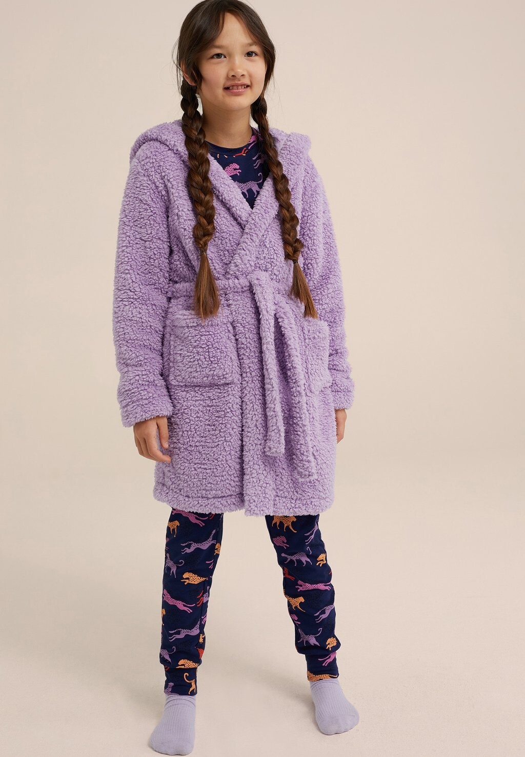 

Халат WE Fashion, цвет violet