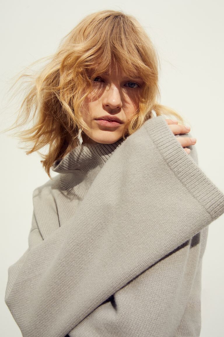 

Свитер оверсайз с оттенком кашемира H&M