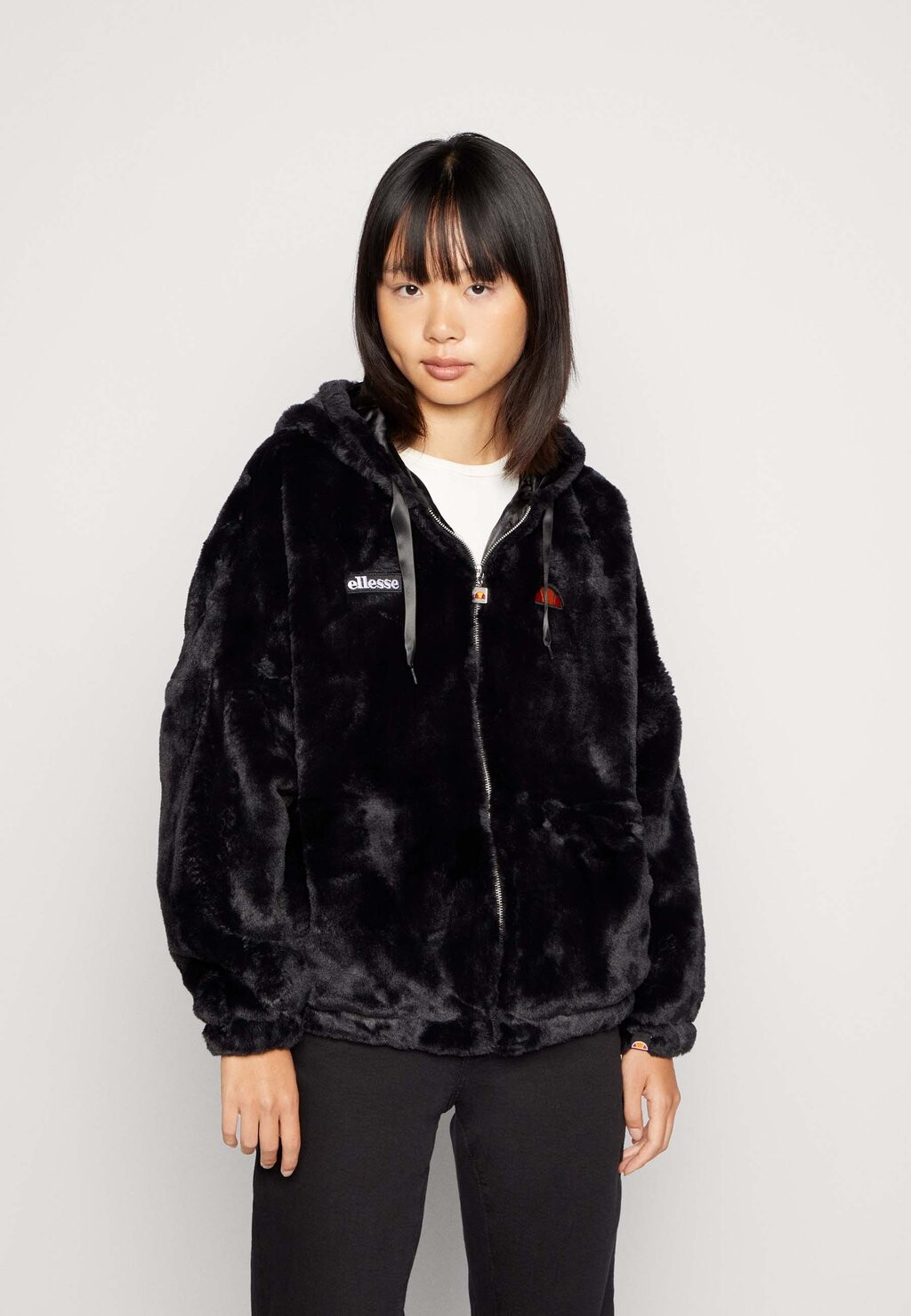 

Зимняя куртка Ellesse, черный