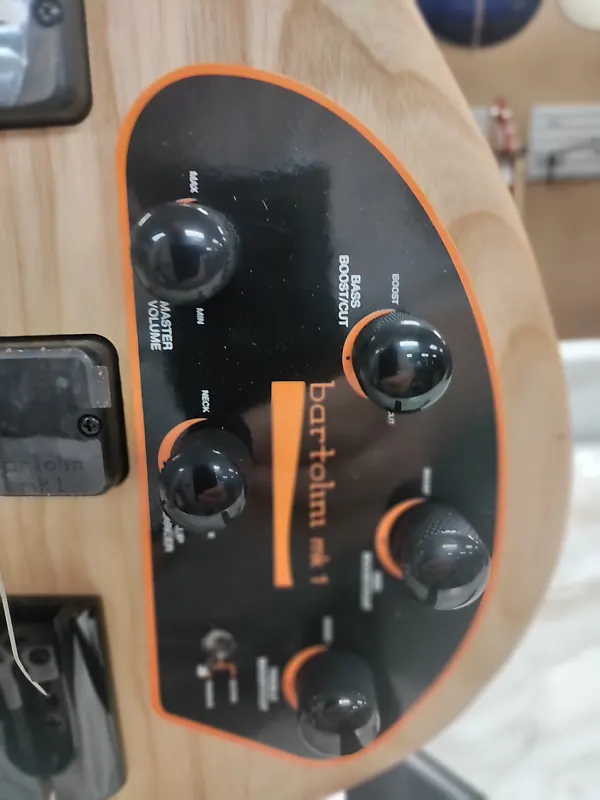 

Басс гитара Cort Artisan Series B4 Element Open Pore Natural