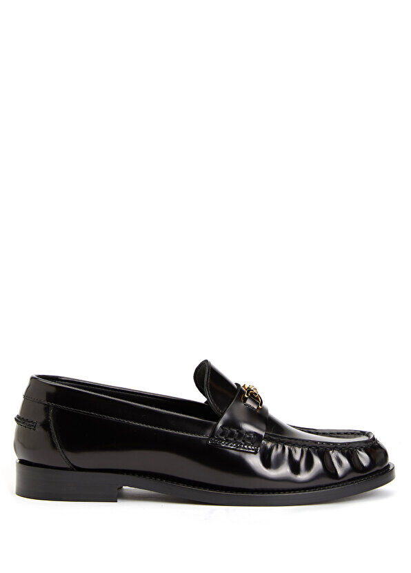 

Женские кожаные лоферы с черным логотипом Versace