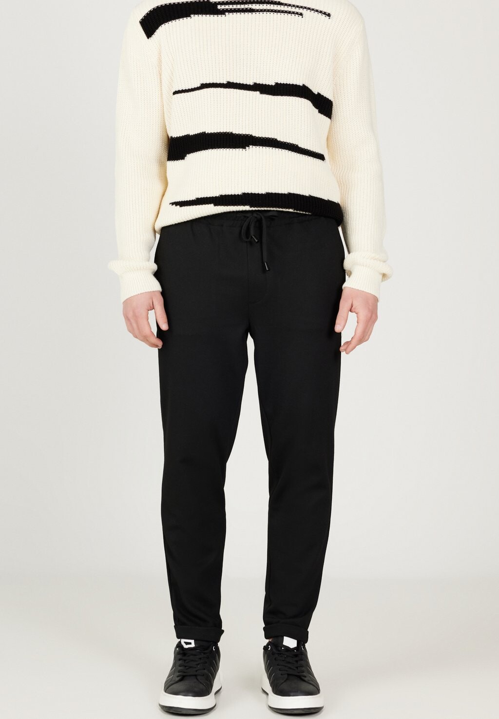 

Брюки STANDARD FIT AC&CO / ALTINYILDIZ CLASSICS, черный