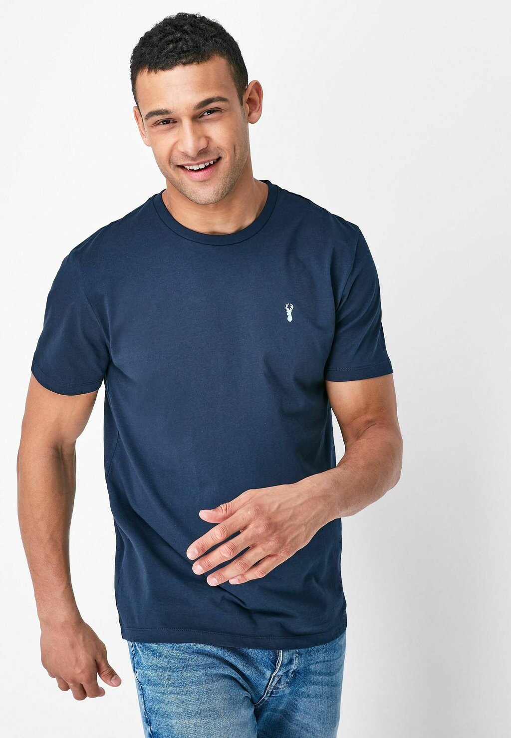 цена Базовая футболка Regular Fit Stag Next, цвет navy blue