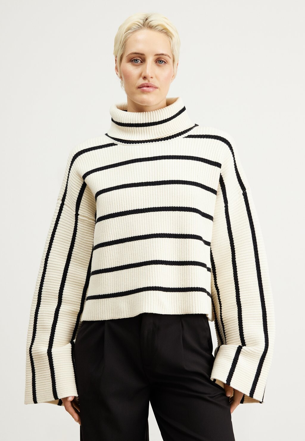 

Джемпер GEORGIA PULLOVER Gestuz, крем