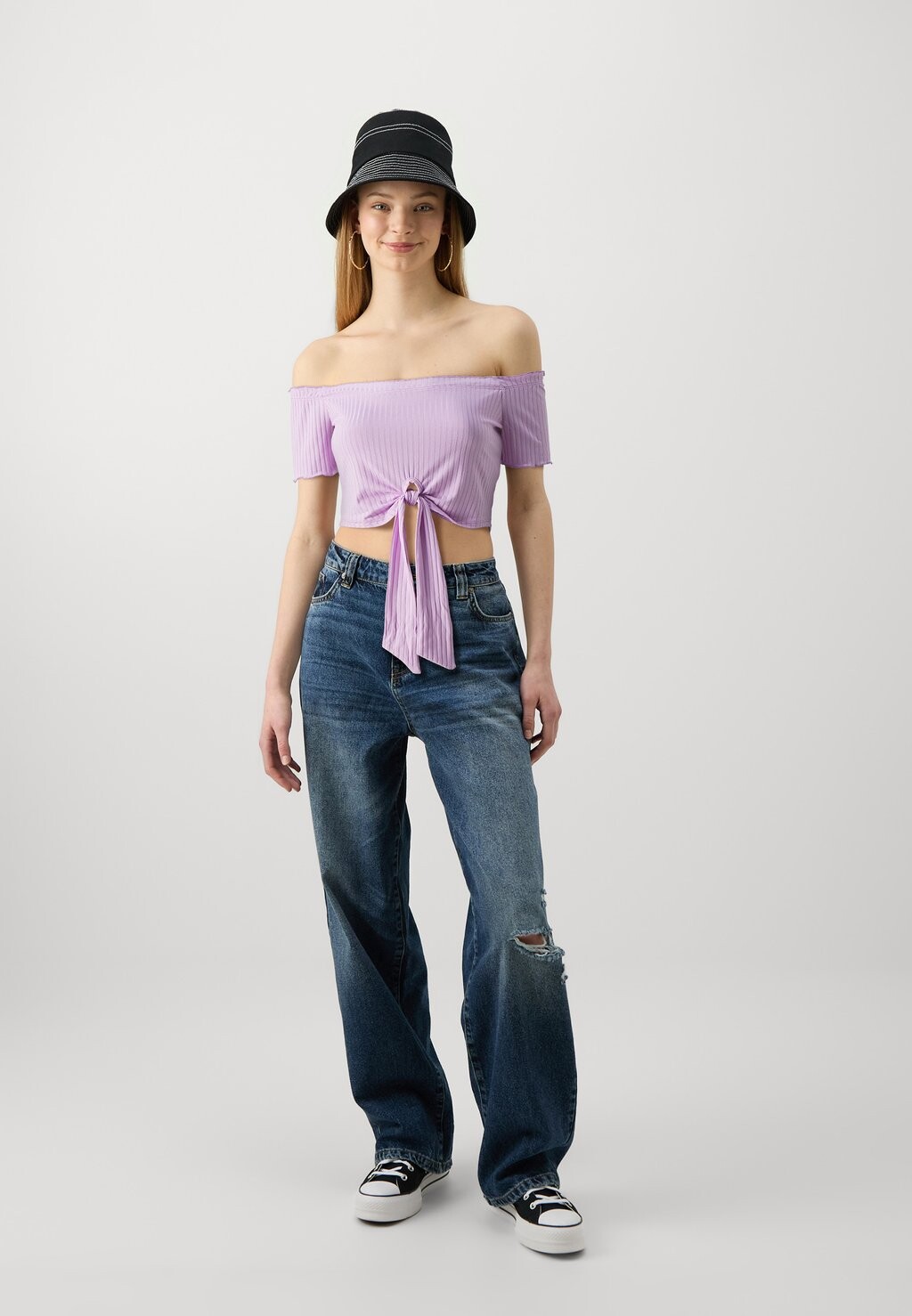 

Футболка с принтом Off Shoulder With Front Knot Even&Odd, фиолетовая