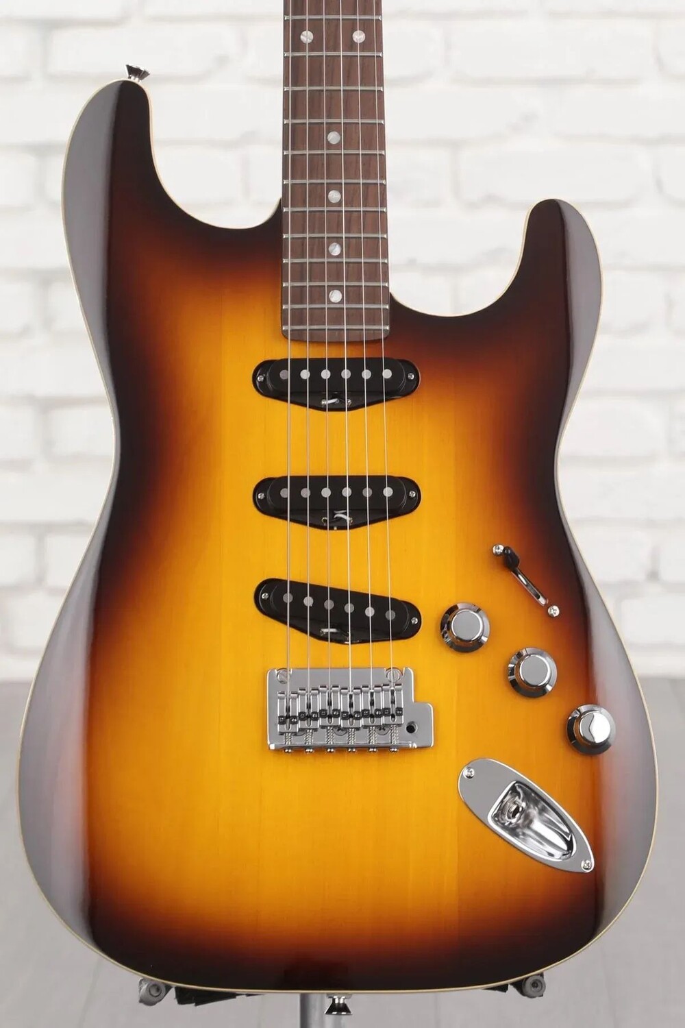 

Электрогитара Fender Aerodyne Special Stratocaster — Chocolate Burst