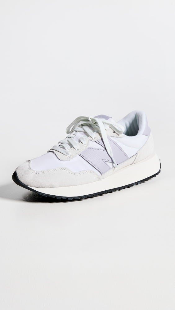 

Кроссовки New Balance 237, серый