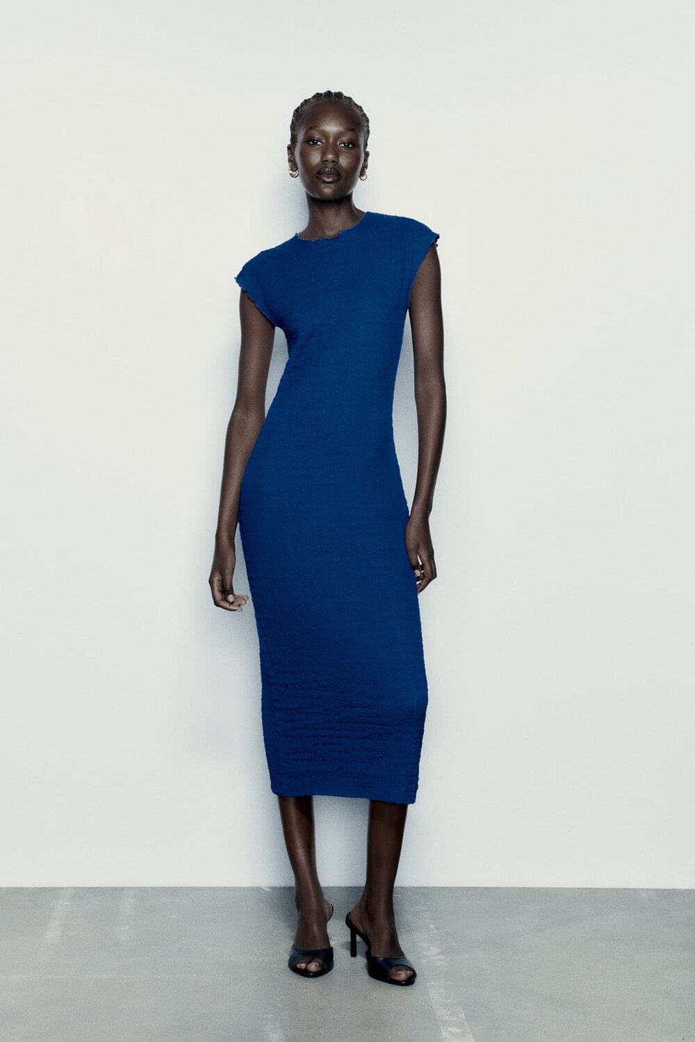 

Приглаженное платье с фактурой ZARA, синий