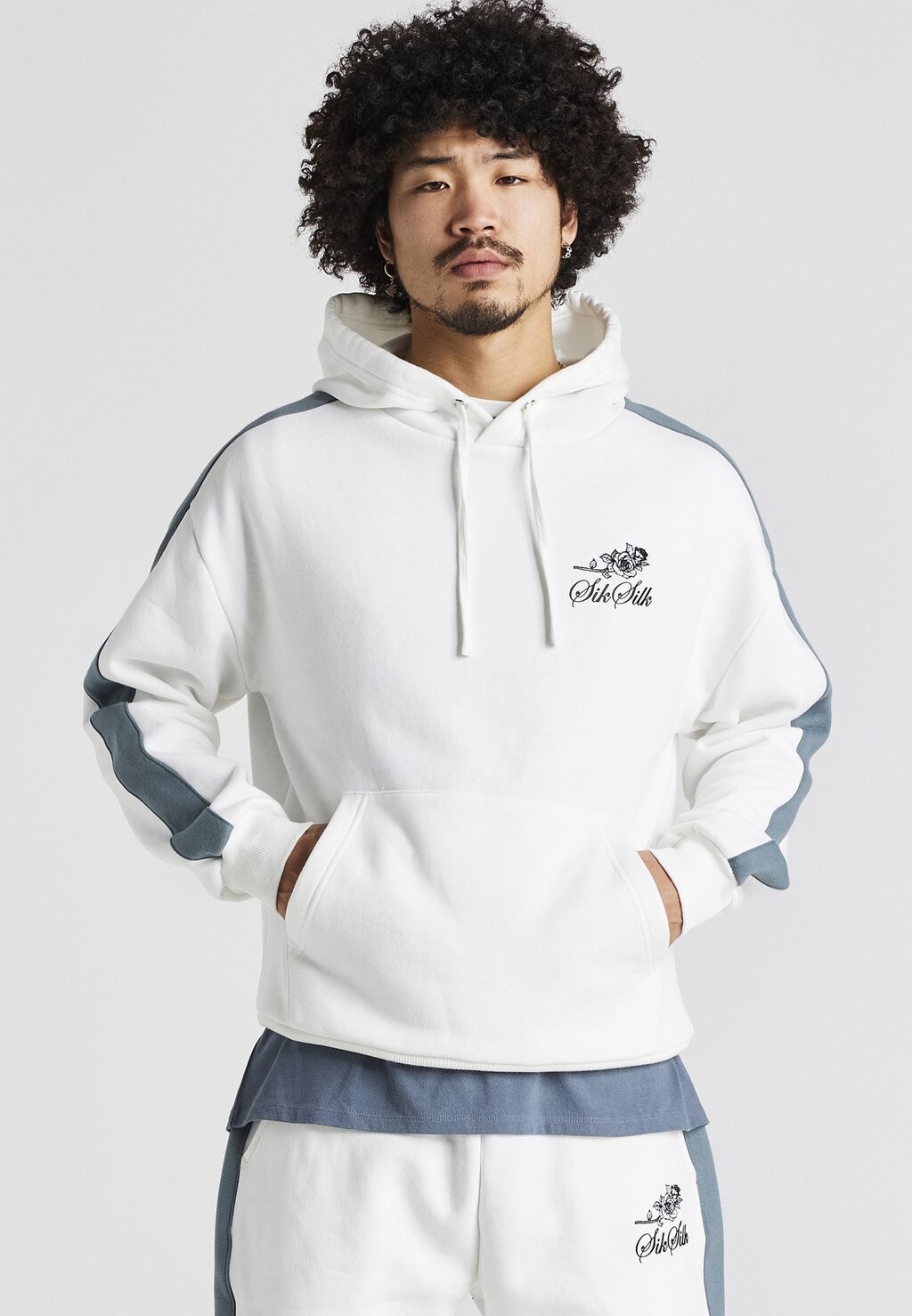 

Толстовка SIKSILK