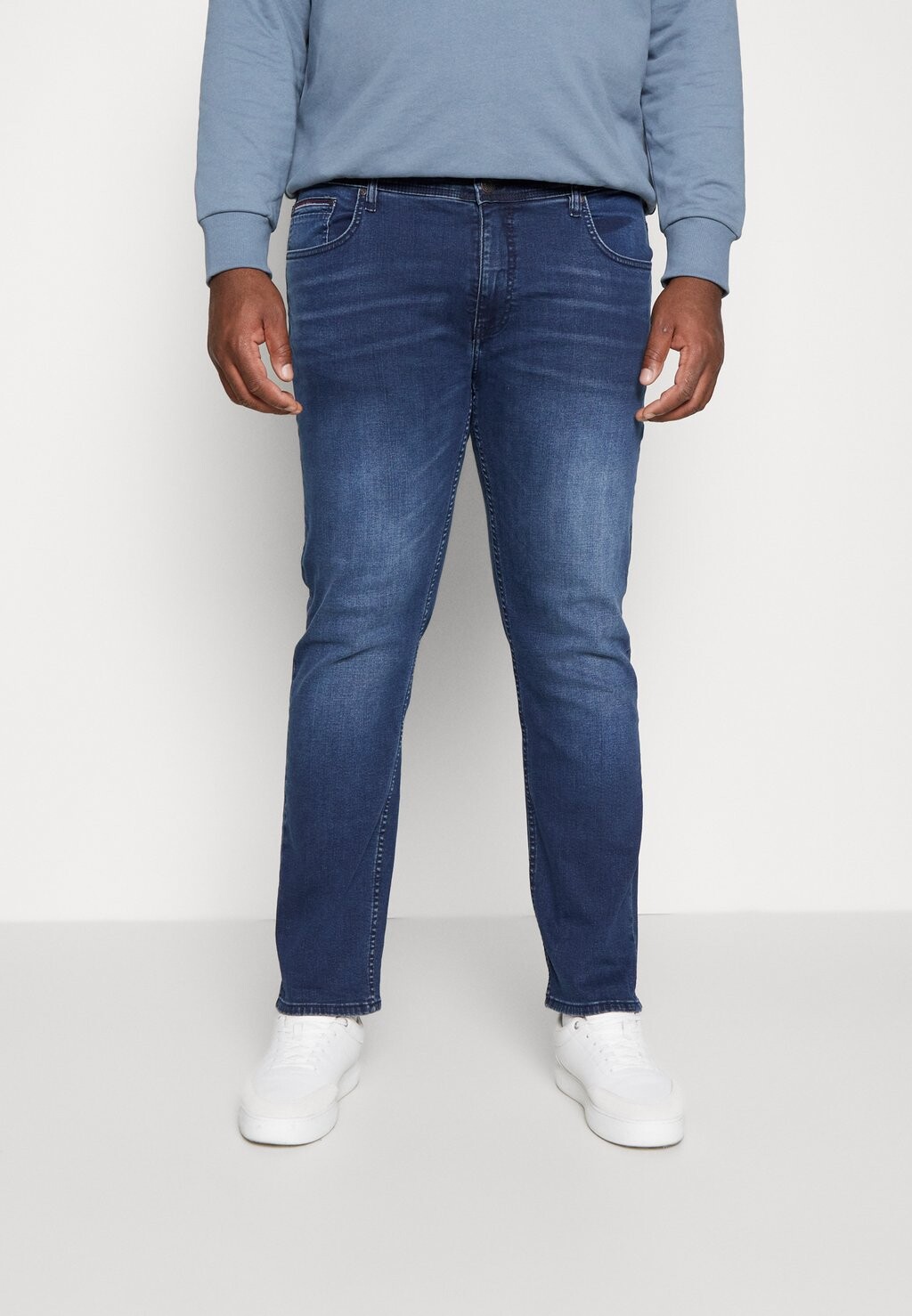 

Зауженные джинсы Jack's Sportswear
