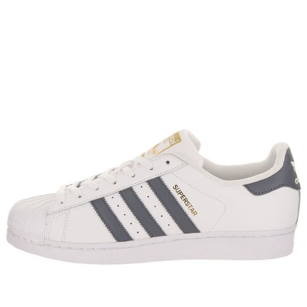

Кроссовки суперзвезда фундамент Adidas, белый