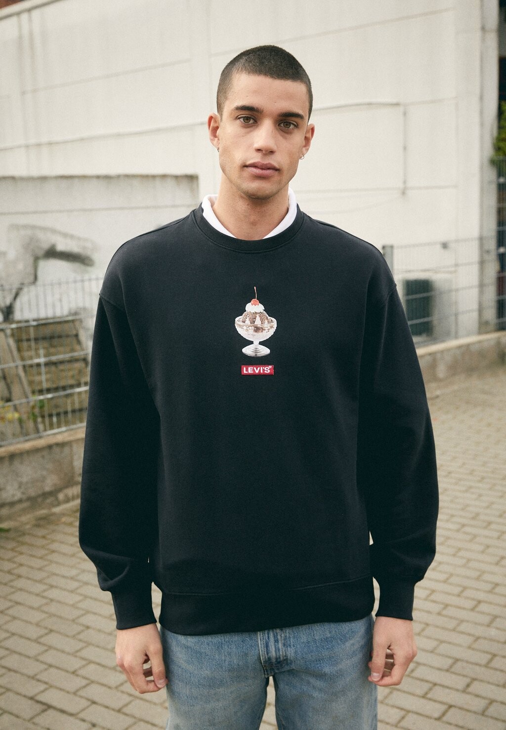 

Толстовка Levi's