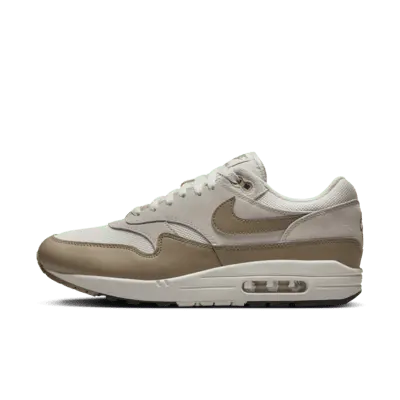 

Кроссовки Nike Air Max 1 Essential, цвет Phantom/Light Orewood Brown/Black/Khaki