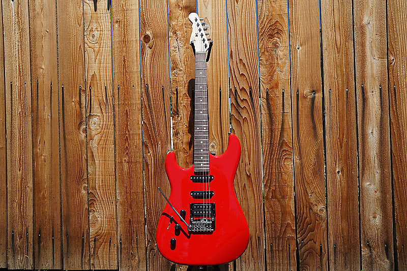 Электрогитара G&L USA Legacy HSS RMC Rally Red Left Handed 6-String w/Case