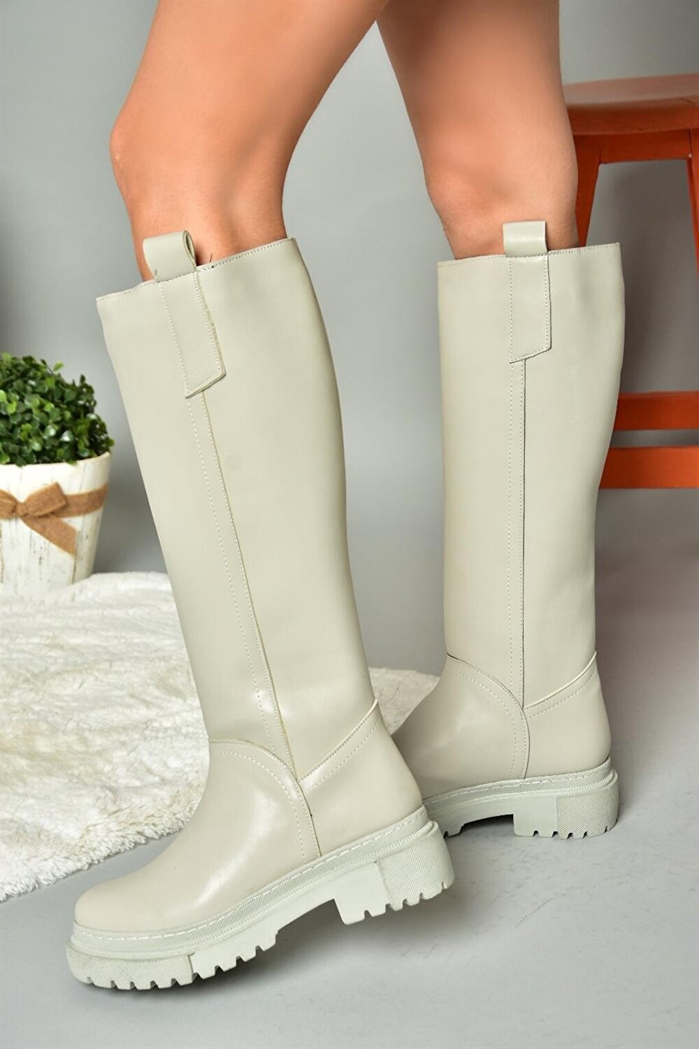 

R9732011 Светло-серые женские ботинки Fox Shoes