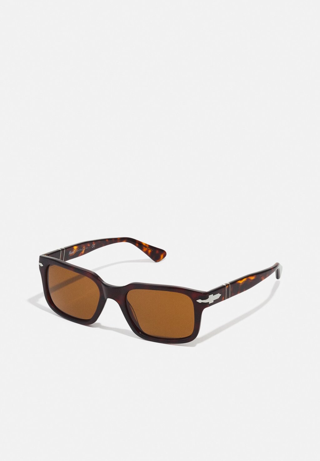 

Солнцезащитные очки Persol