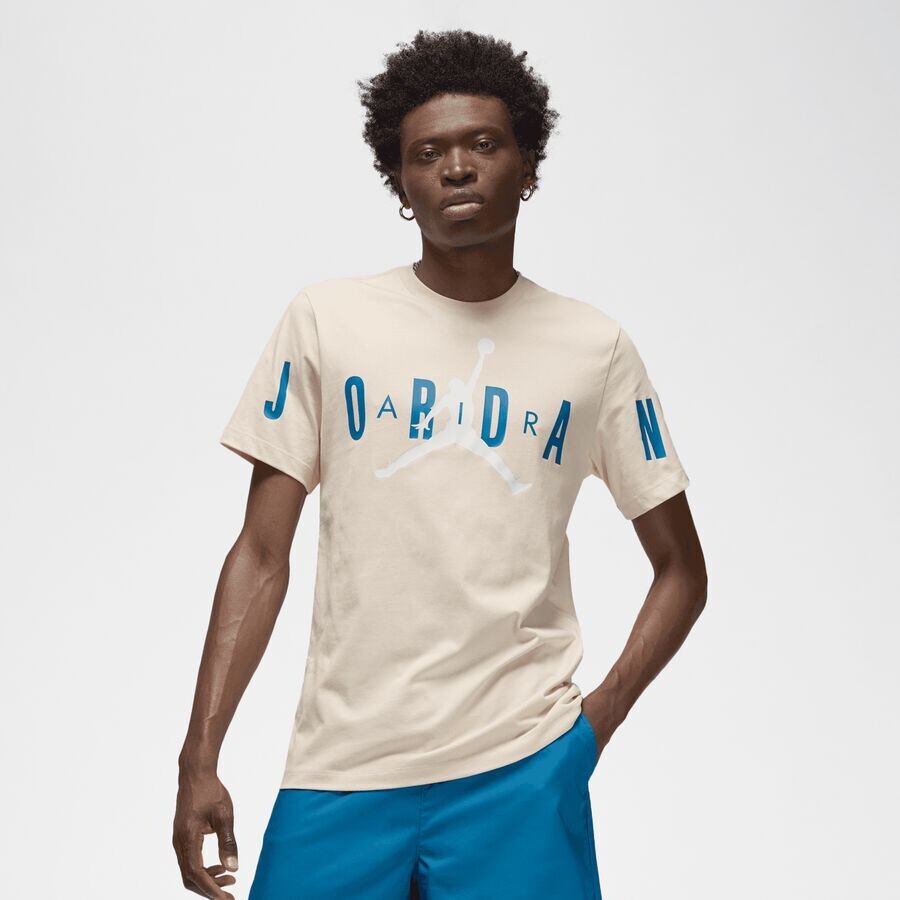 

Воздушная эластичная футболка JORDAN, цвет legend lt brown/blue/sail