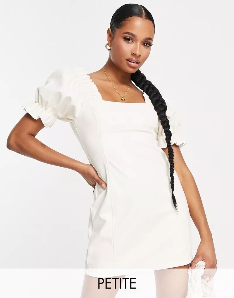 

Кремовое платье мини из искусственной кожи с пышными рукавами Miss Selfridge Petite