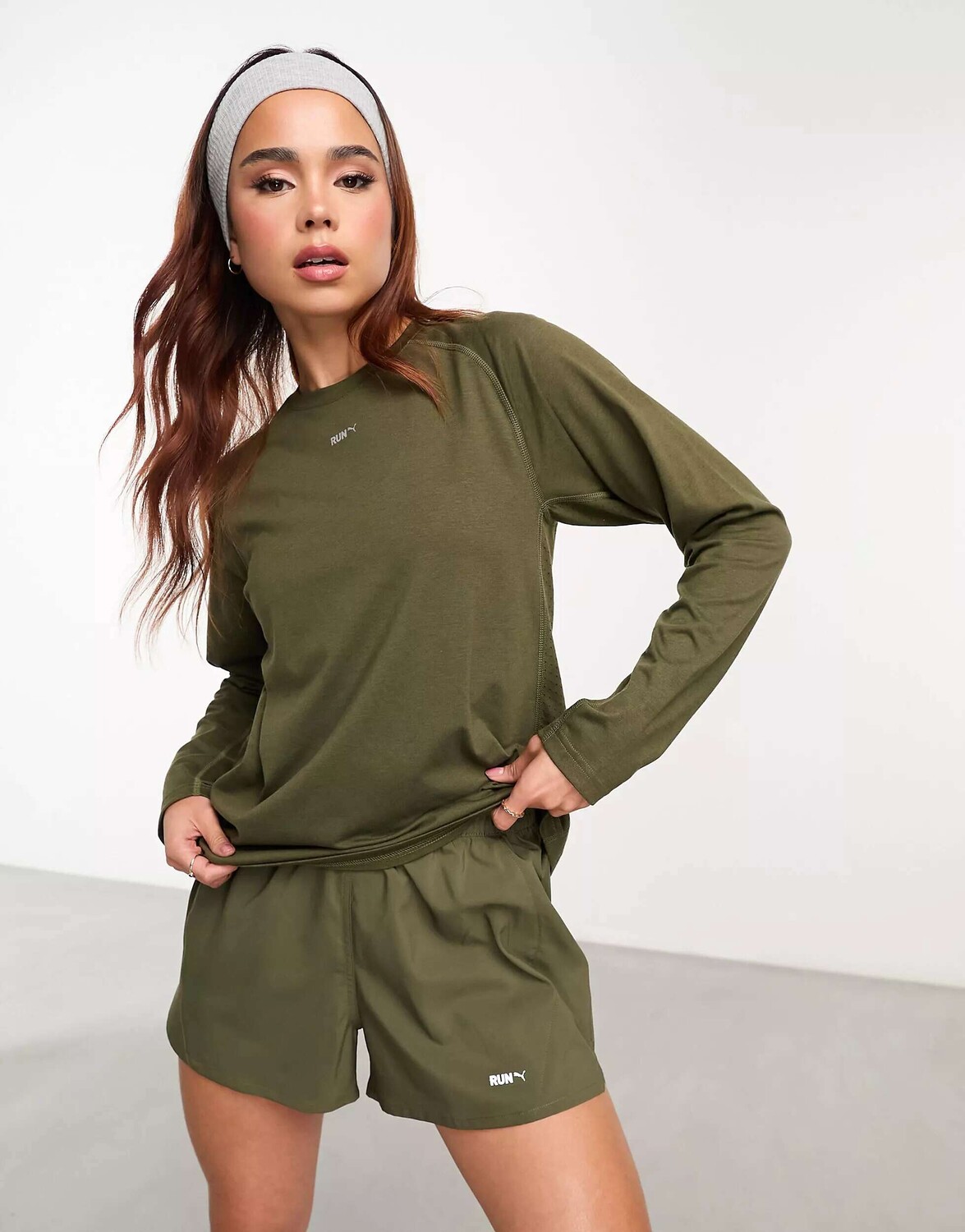 

Футболка с длинными рукавами Puma Running Evolve цвета хаки