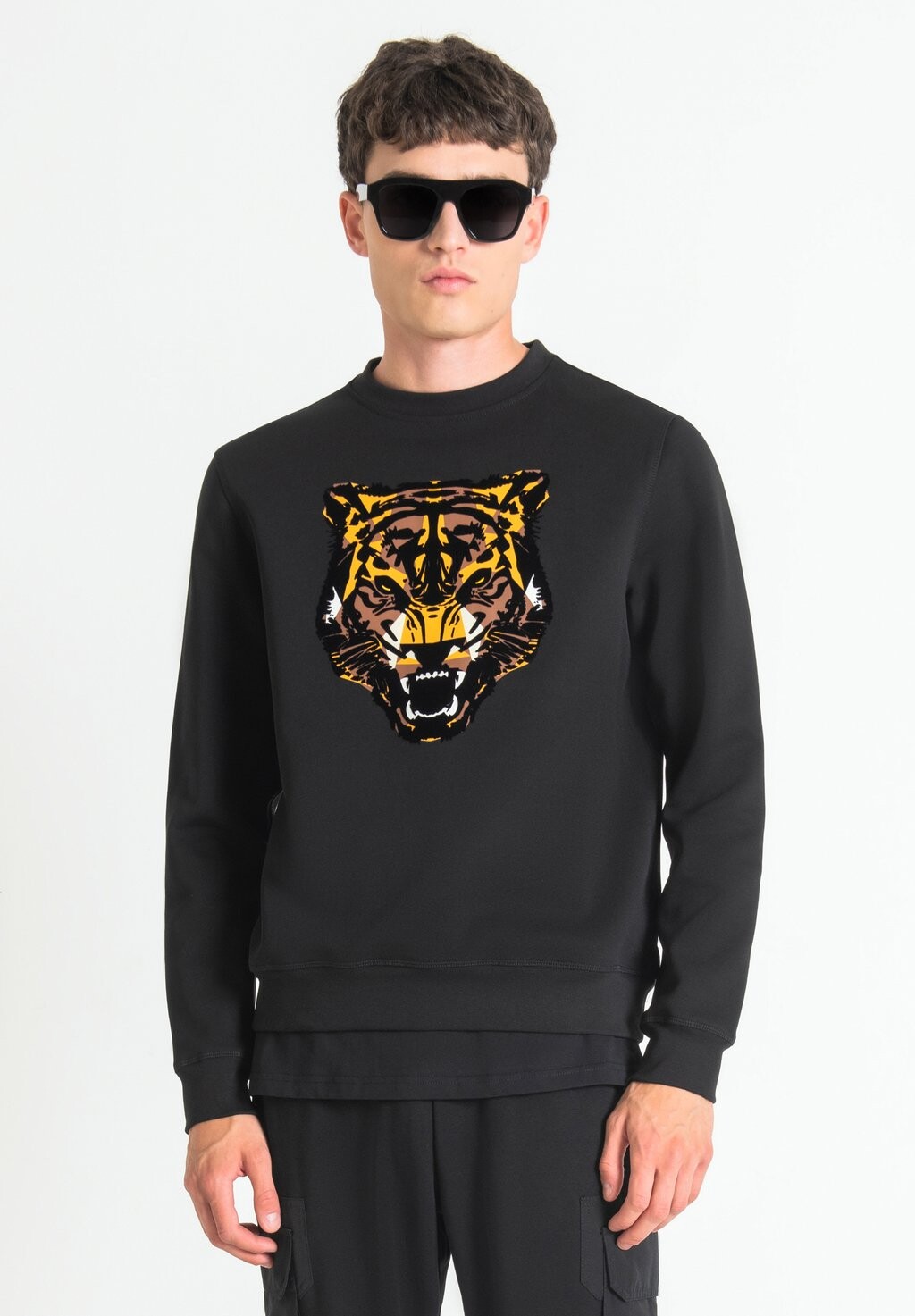

Толстовка REGULAR FIT With TIGER PRINT Antony Morato, черный