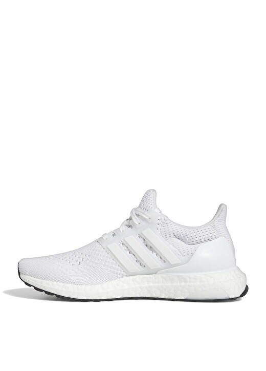

Белые женские кроссовки Adidas