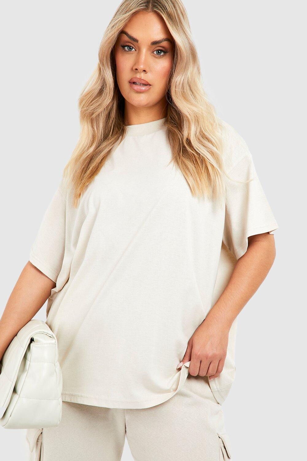 

Базовая футболка plus оверсайз из хлопка с круглым вырезом Boohoo, серый
