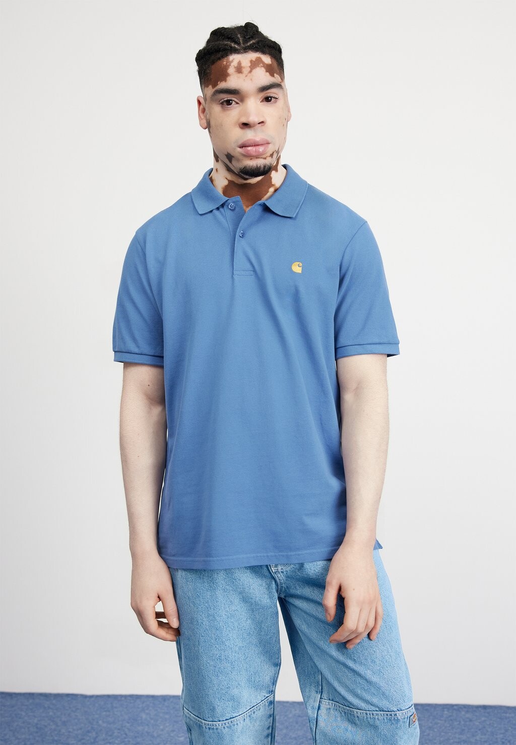 

Поло Chase Carhartt WIP, цвет sorrent/gold