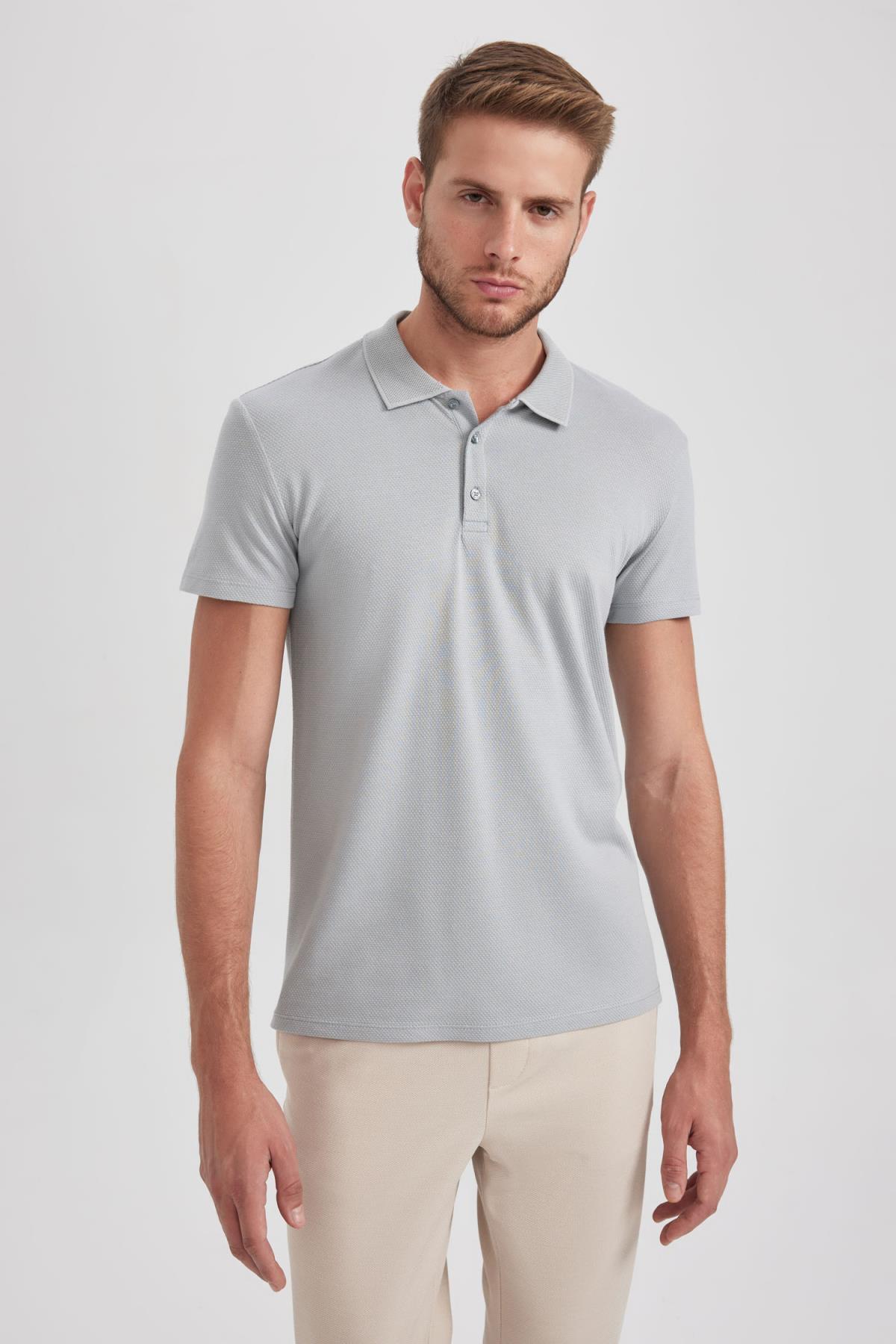 Базовая хлопковая футболка с короткими рукавами и воротником-поло Slim Fit DeFacto, серый базовая рубашка slim fit с короткими рукавами defacto хаки