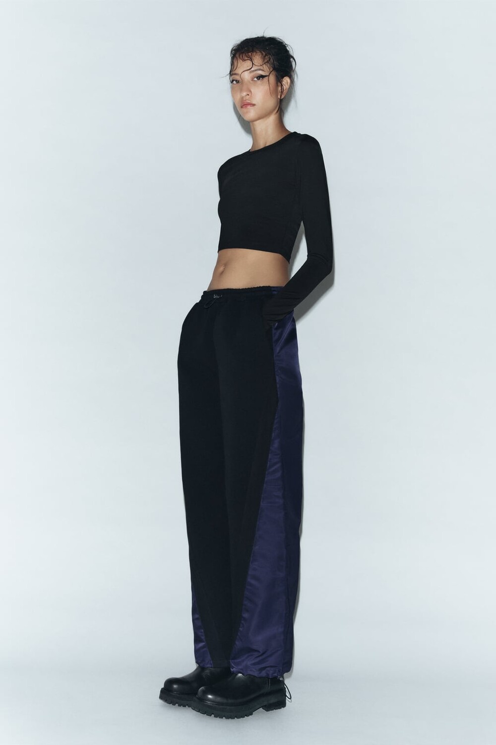 

Комбинированные брюки-джоггеры из нейлона ZARA, голубовато-черный