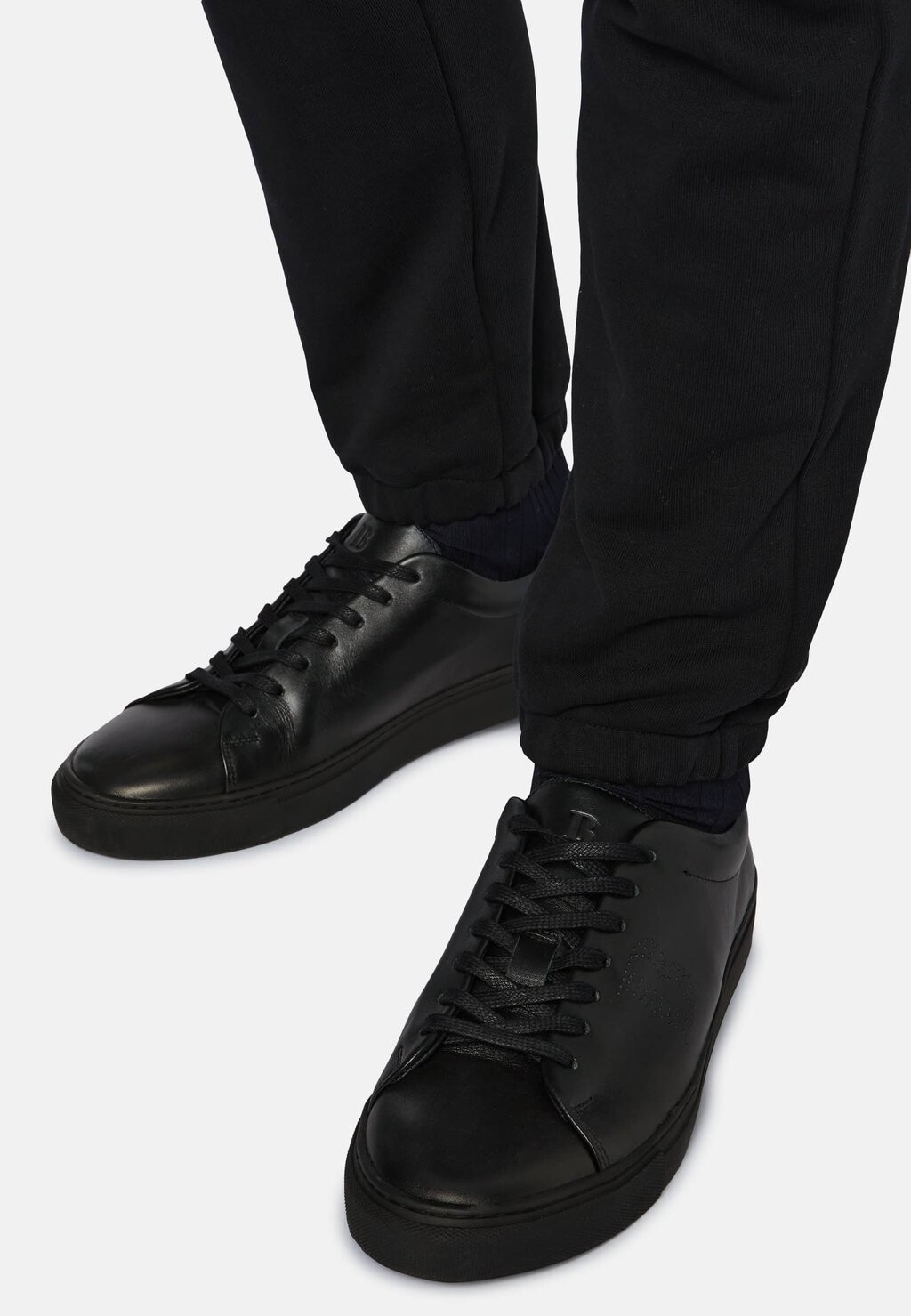 

Низкие кроссовки With Logo Boggi Milano, черный