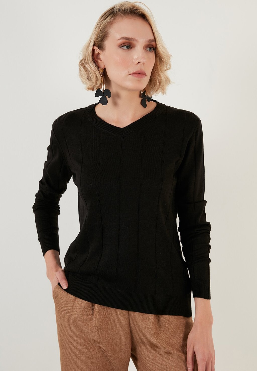 

Свитер LELA Regular Fit, черный