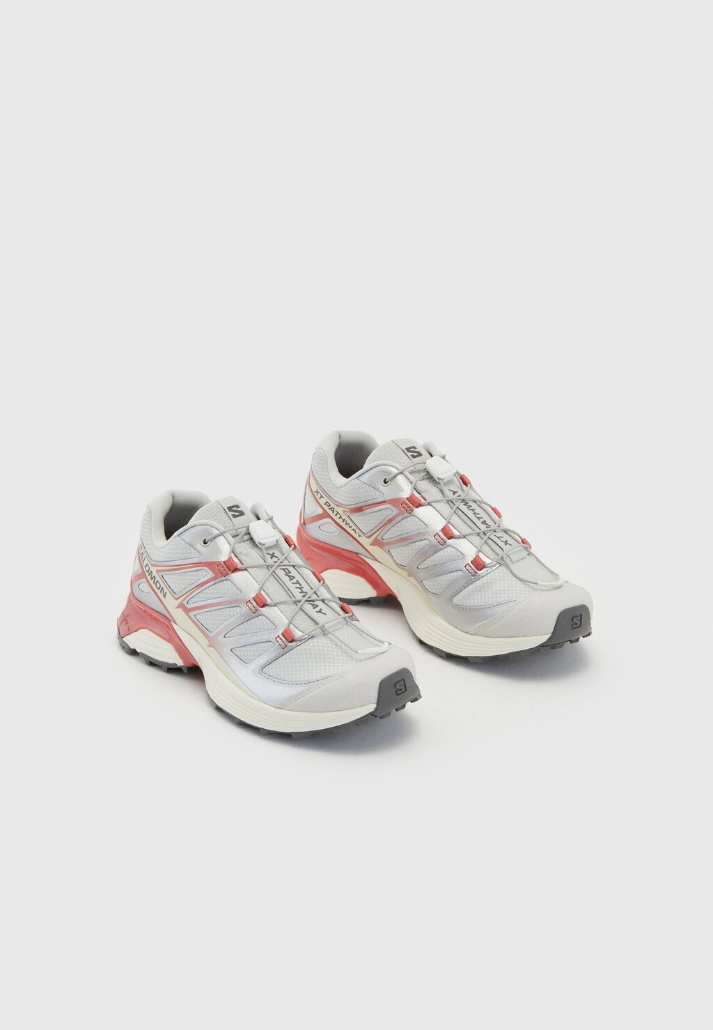 

Низкие кроссовки Xt-Pathway Unisex Salomon, цвет light grey/beige