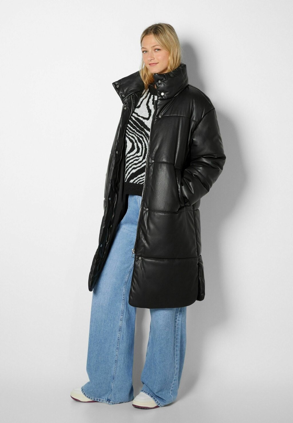 

Куртка зимняя Bershka