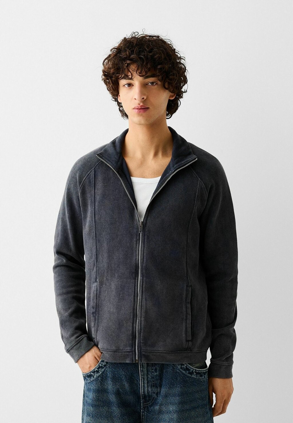 

Толстовка Bershka, цвет dark grey