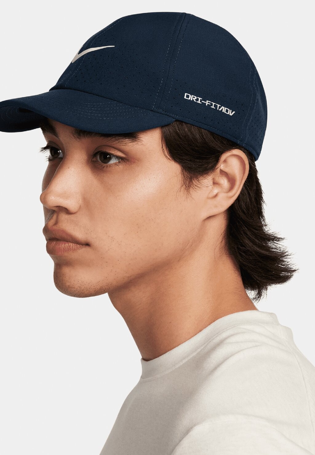

Бейсболка CLUB UNISEX Nike, темно-синий