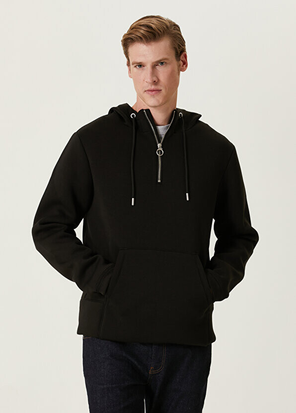 

Черный свитшот с капюшоном Trussardi