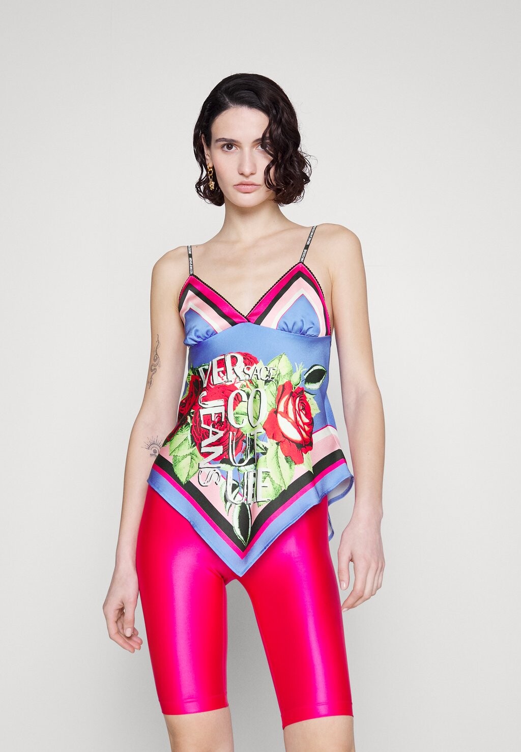 

Топ Versace Jeans Couture