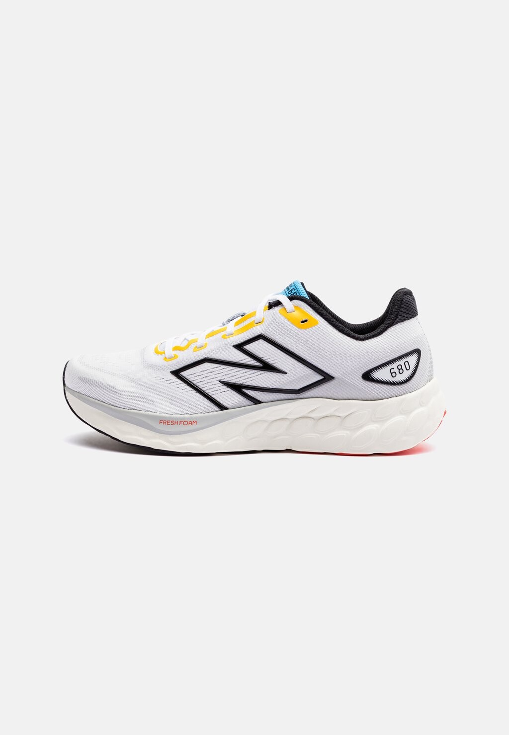 

Кроссовки нейтральные FRESH 680 V8 New Balance, цвет white