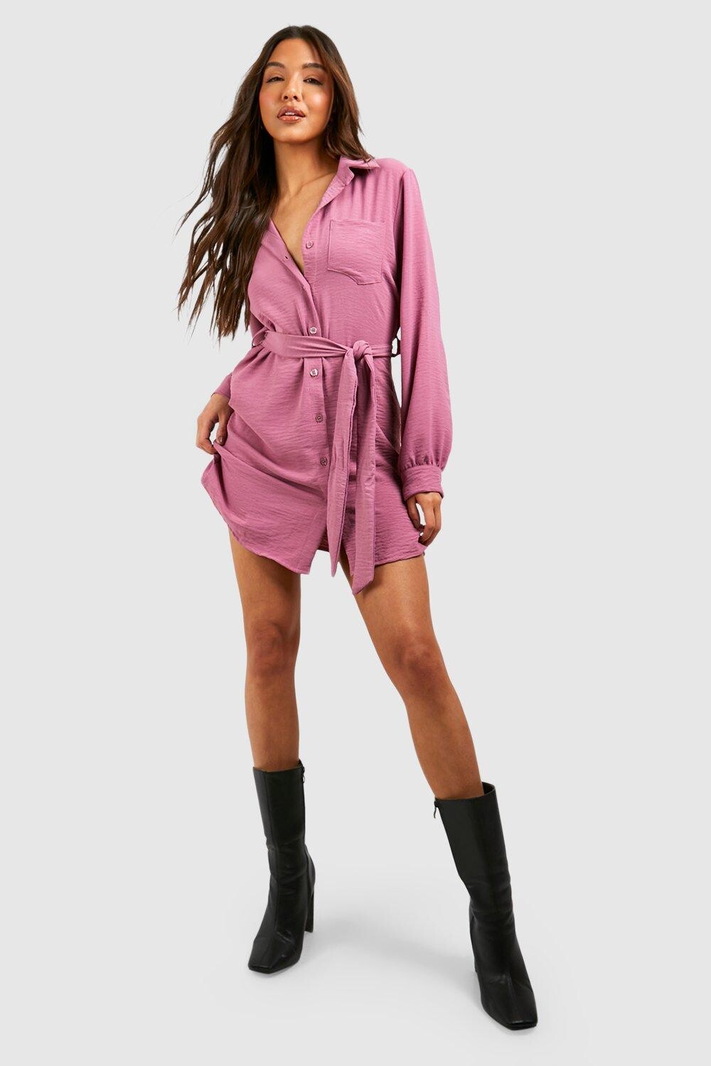 

Платье-рубашка с длинными рукавами и коваными карманами boohoo, розовый