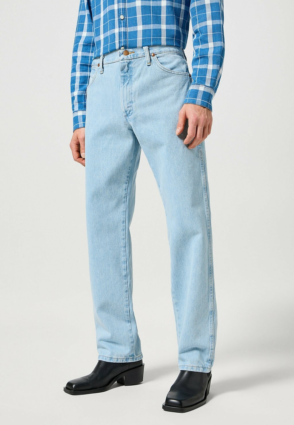 

Прямые джинсы Wrangler, светло-голубой
