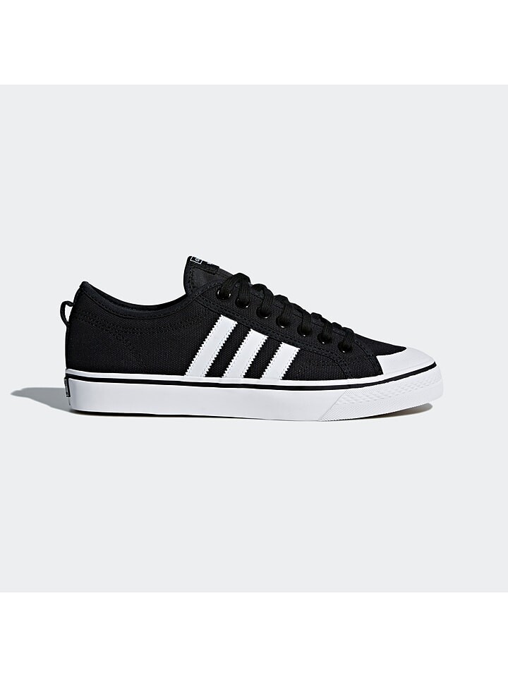 

Низкие кроссовки adidas Nizza, черный