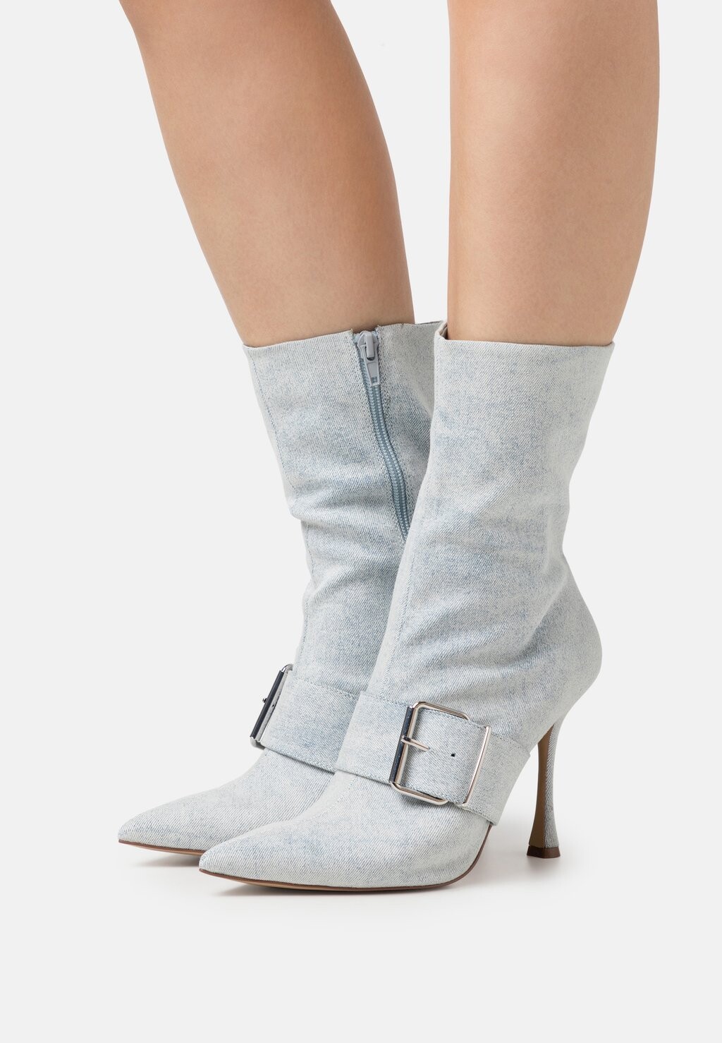 

Ботинки на каблуке Steve Madden