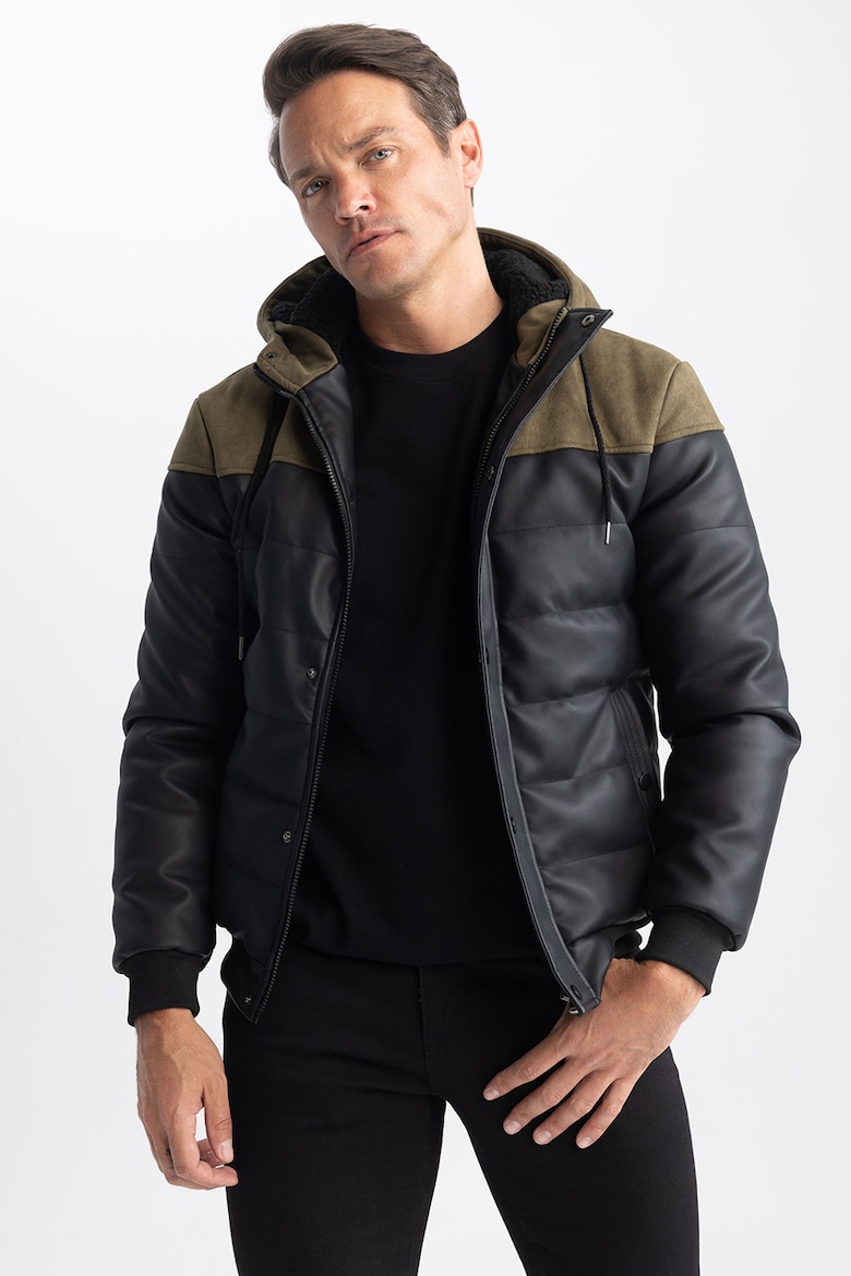 Зимняя куртка из экокожи с капюшоном Defacto, черный