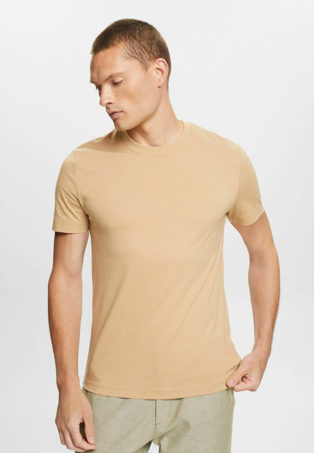 

Футболка базовая Esprit, цвет beige