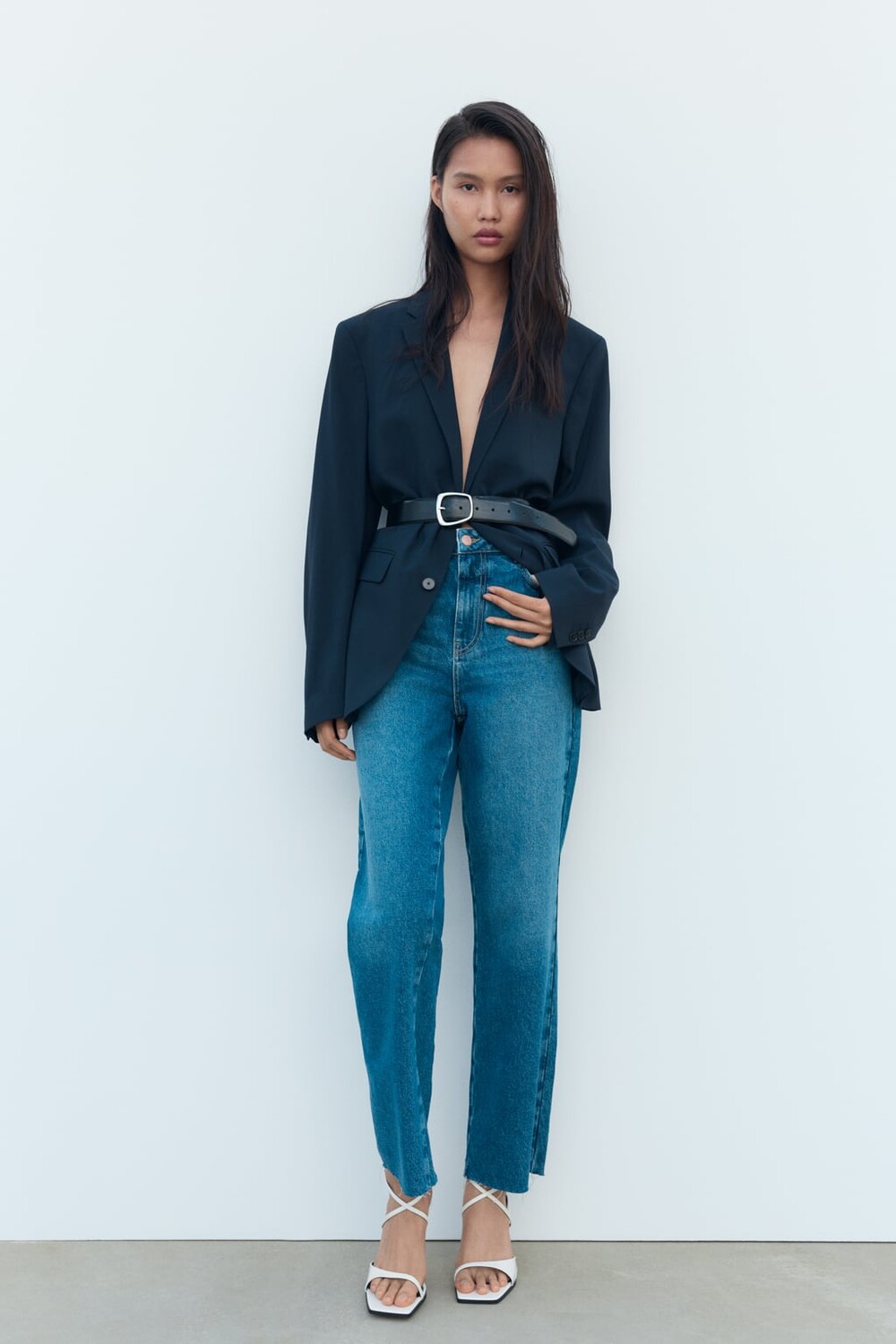 

Асимметричные сандалии на каблуке ZARA, белый